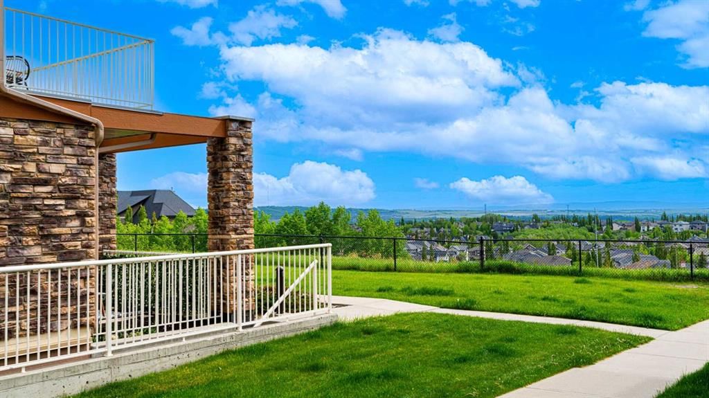 1, 169 Rockyledge View NW, Calgary — photo 4 of 29