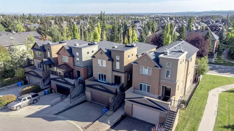 59 Aspen Meadows Green SW, Calgary — main listing photo