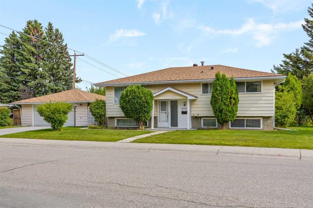 6904 8 Street NW, Calgary — home for sale