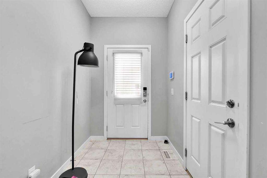 75 Evanscrest Way NW, Calgary — photo 4 of 43