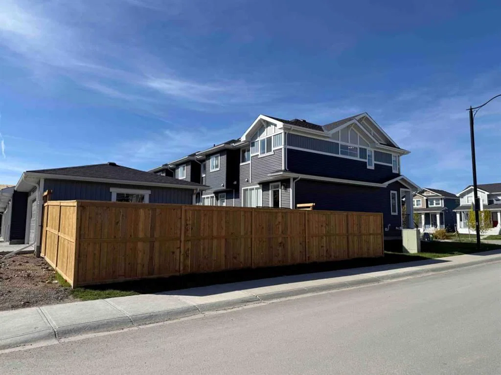 342 Sundown Road, Cochrane — photo 3 of 26