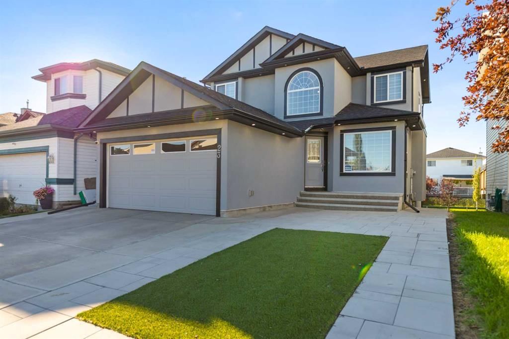 23 Anaheim Circle NE, Calgary — photo 2 of 44