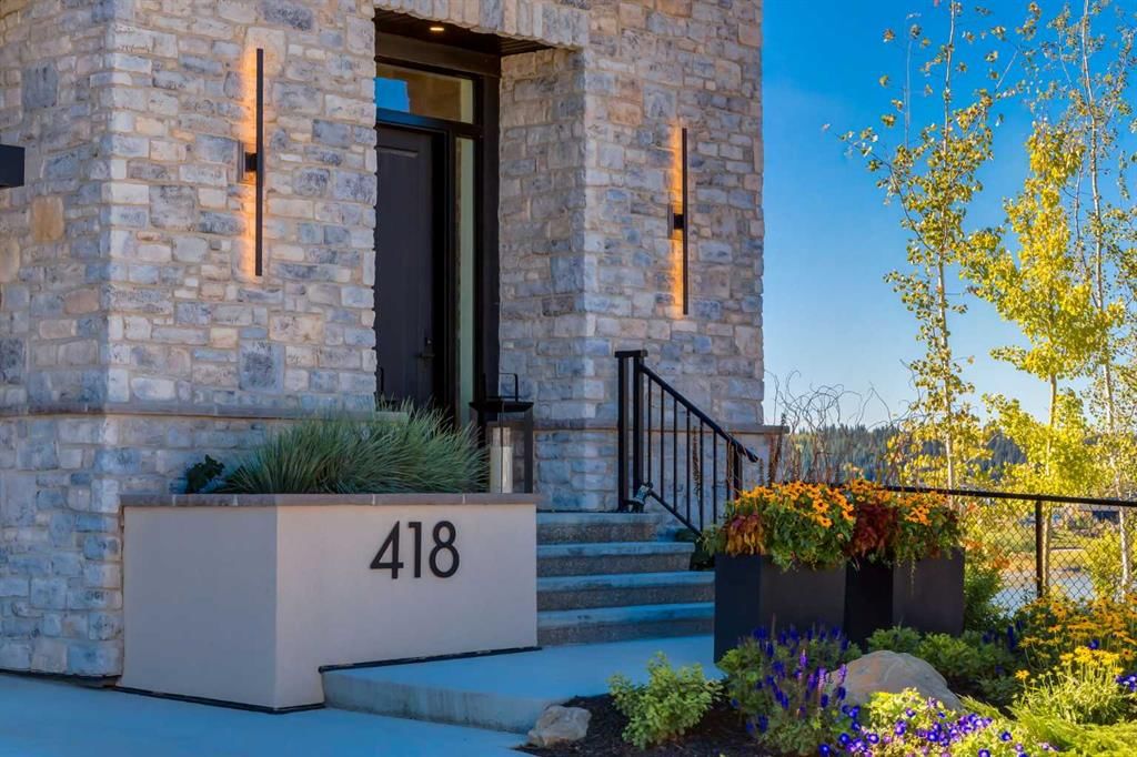 418 Crimson Ridge Place NW, Calgary — photo 4 of 50