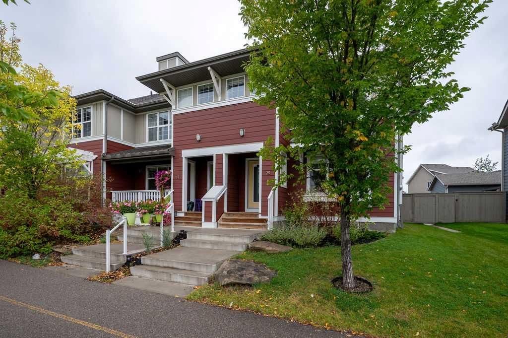 25 Marine Drive SE, Calgary — photo 2 of 35