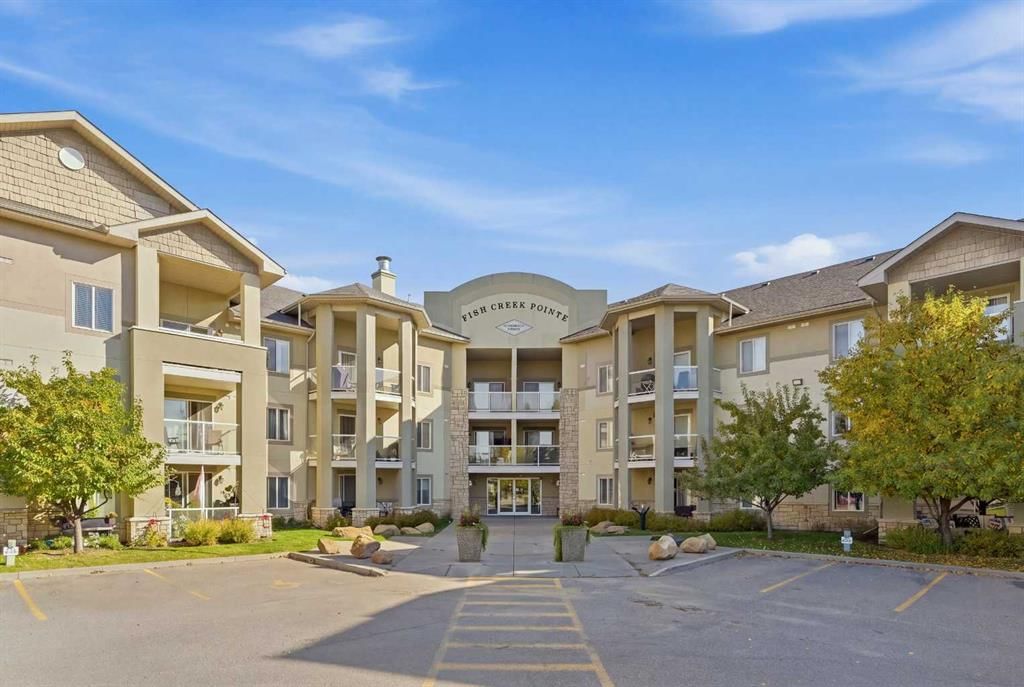 2208, 2518 Fish Creek Boulevard SW, Calgary — main listing photo