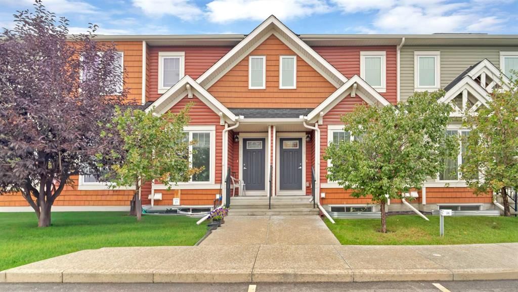 2016, 7451 Falconridge Boulevard NE, Calgary — photo 2 of 39