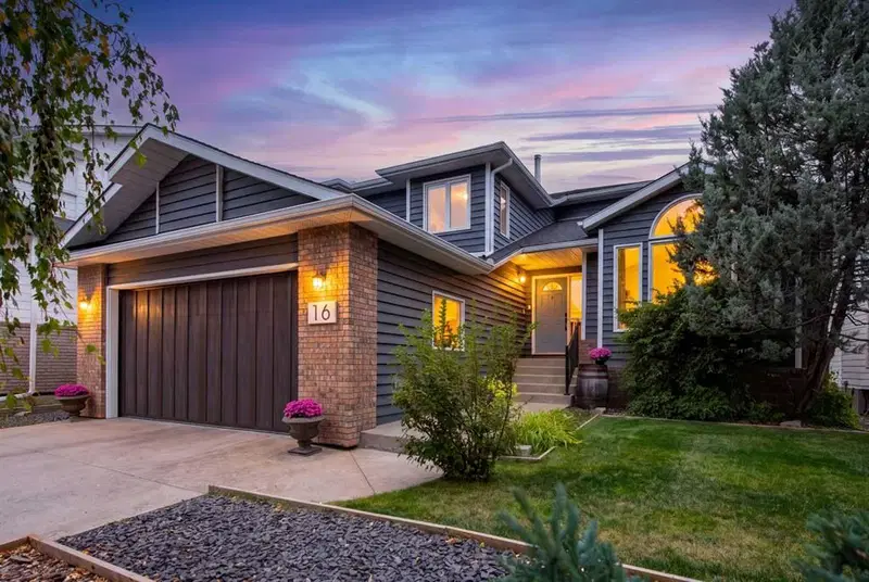 16 Evergreen Gardens SW, Calgary — main listing photo