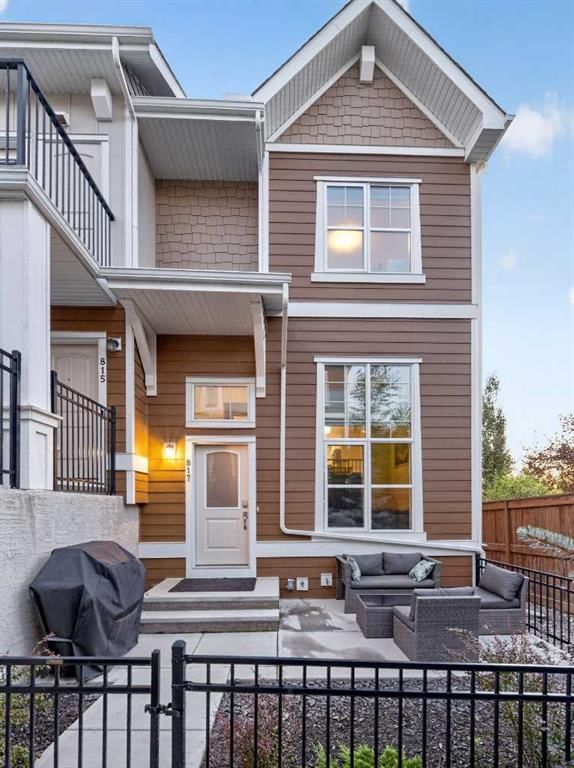 817 Cranbrook Walk SE, Calgary — photo 2 of 49