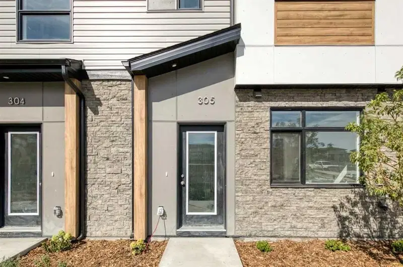 305, 1350 Cornerstone Street NE, Calgary — photo 2 of 32