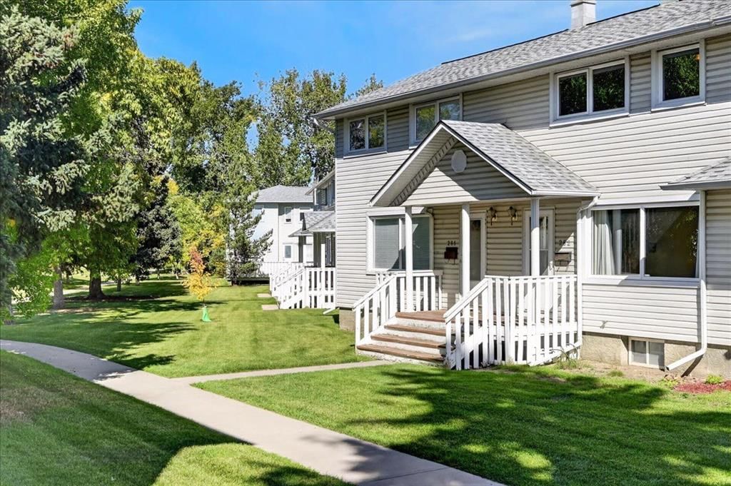 262 Killarney Glen Court SW, Calgary — main listing photo