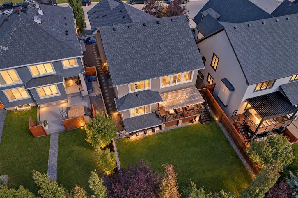 11 Aspen Vista Way SW, Calgary — photo 2 of 48