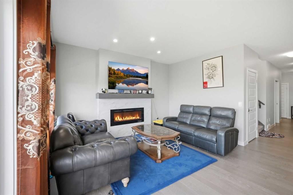 107 Savanna Way NE, Calgary — photo 3 of 26