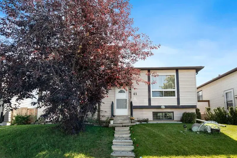 41 Cedardale Road SW, Calgary — recently sold semi-detached home