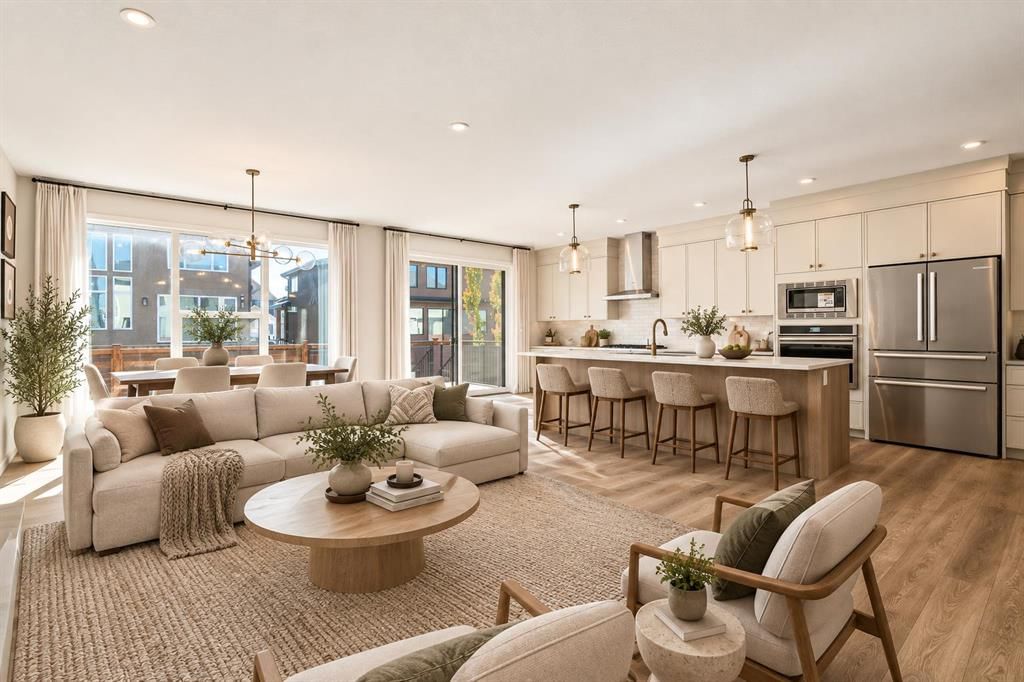 37 Rowmont Common NW, Calgary — photo 3 of 22