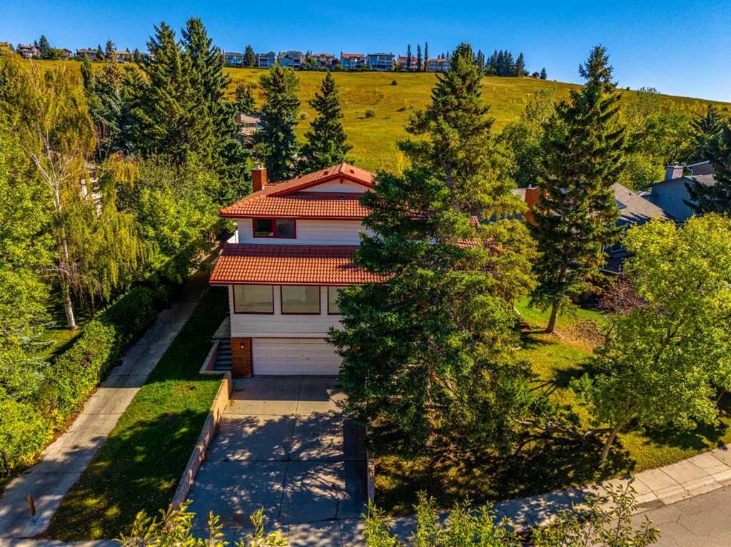 940 Edgemont Road NW, Calgary — photo 3 of 46