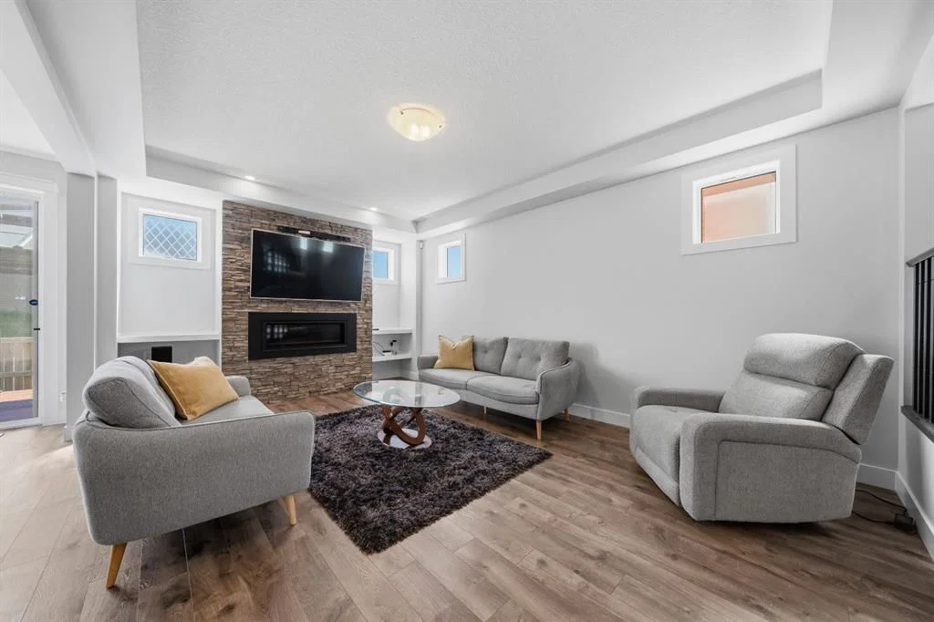 181 Windrow Link SW, Airdrie — photo 2 of 50