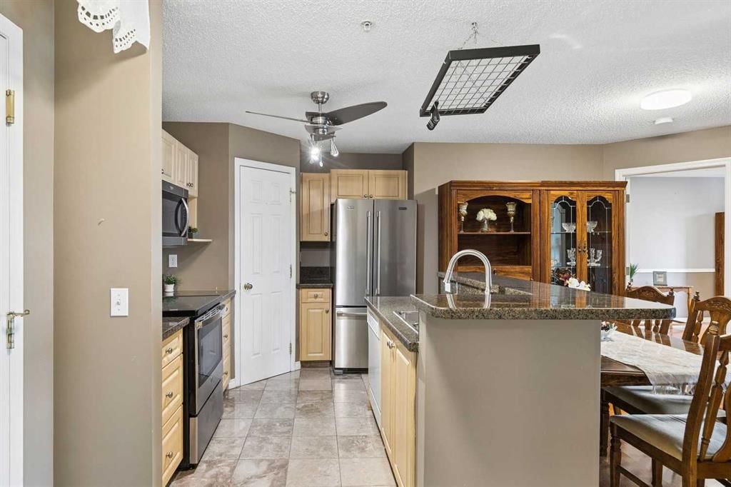 307, 290 Shawville Way SE, Calgary — photo 2 of 34