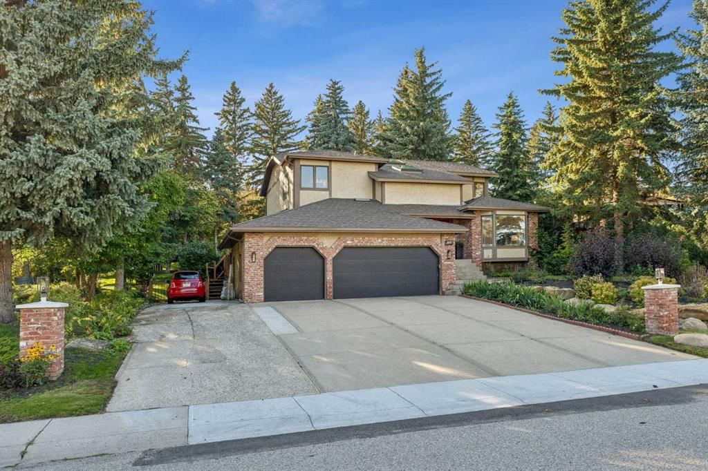 9956 Patton Road SW, Calgary — photo 2 of 38