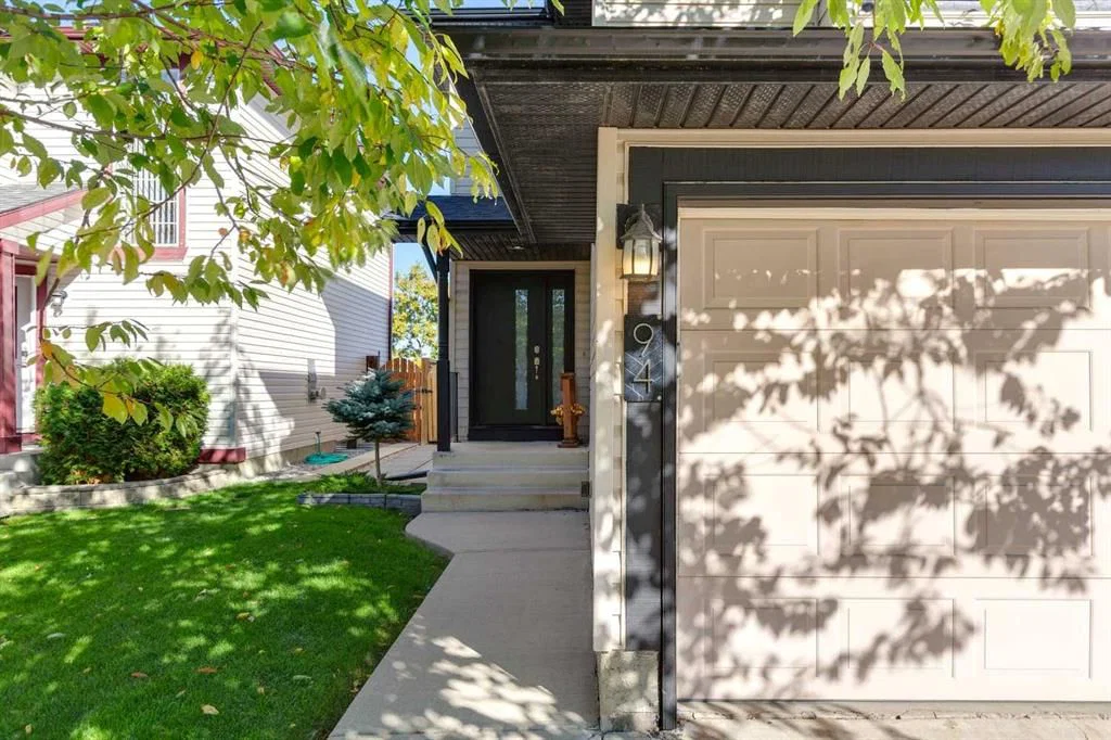 94 Hidden Ranch Terrace NW, Calgary — photo 2 of 37