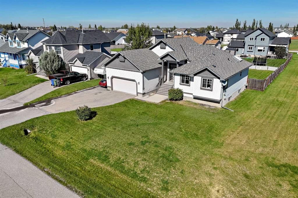 12 Welshimer Crescent NE, Langdon — photo 2 of 50