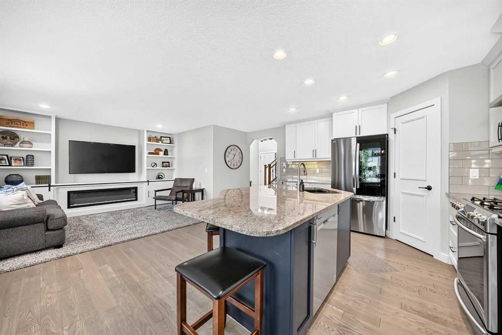 91 Cranfield Circle SE, Calgary — photo 5 of 42