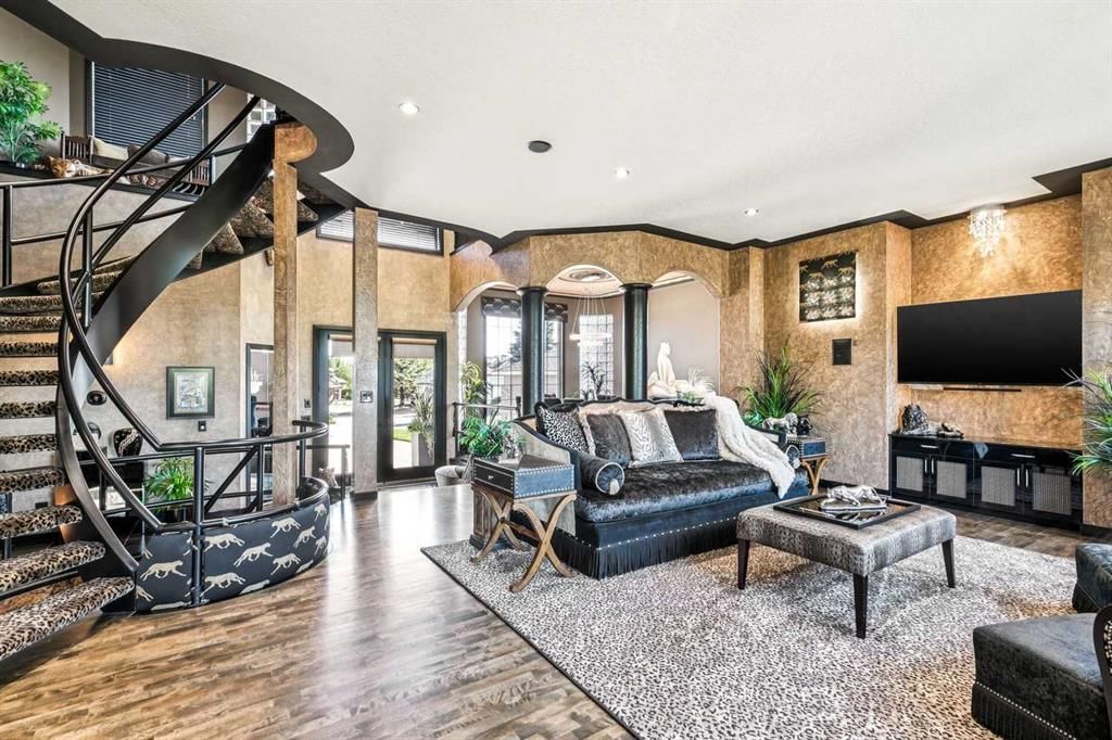 9 Evergreen Cove SW, Calgary — photo 2 of 50