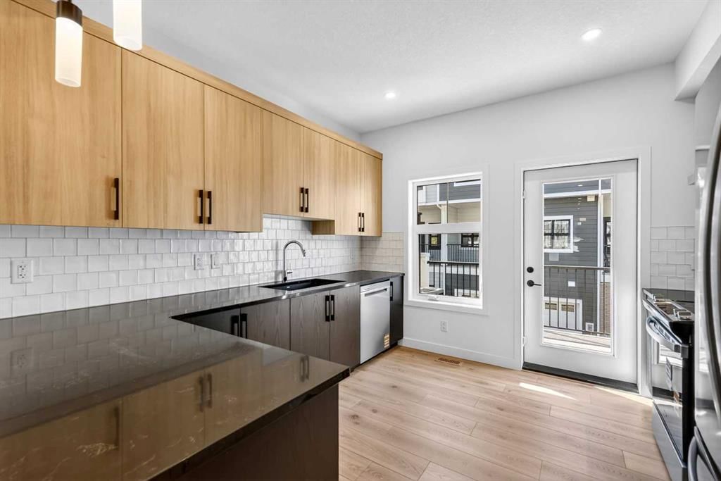 179 Mahogany Gardens SE, Calgary — photo 5 of 23