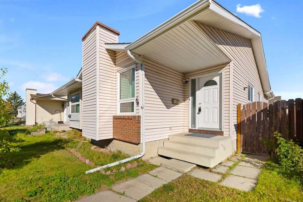 64 Whitworth Way NE, Calgary — photo 3 of 39