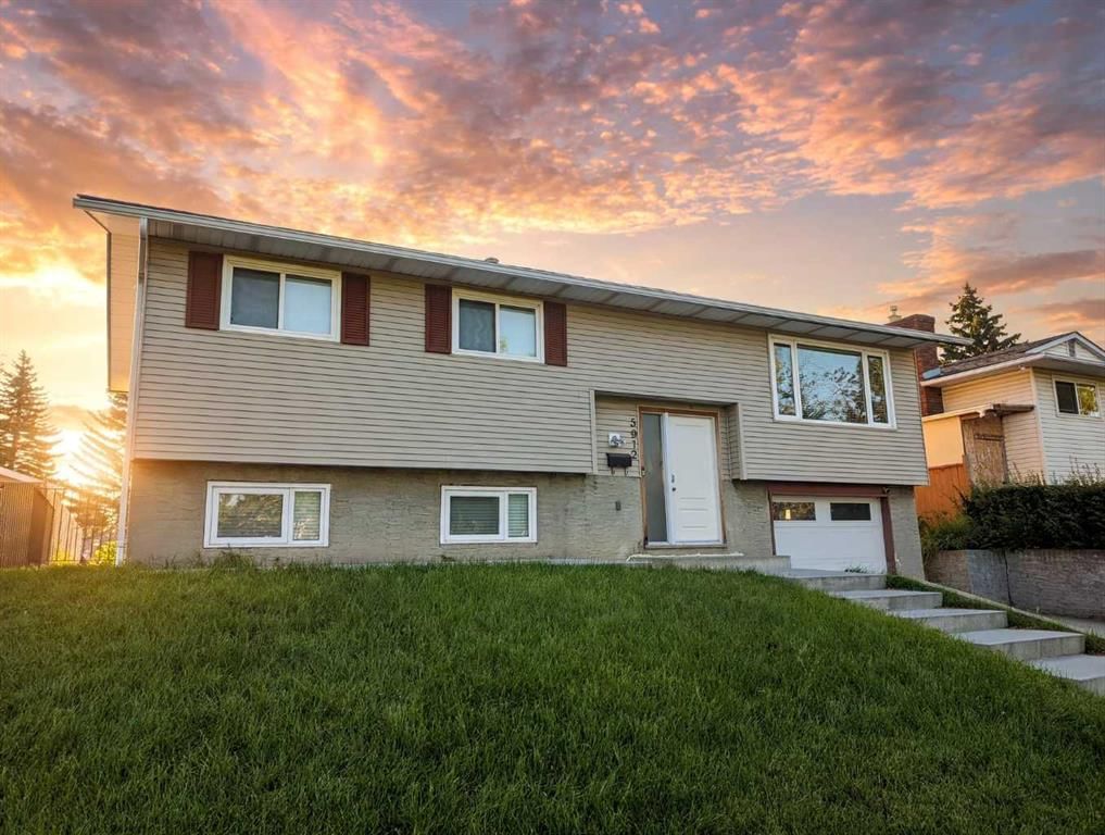 5972 Madigan Drive NE, Calgary — photo 2 of 29