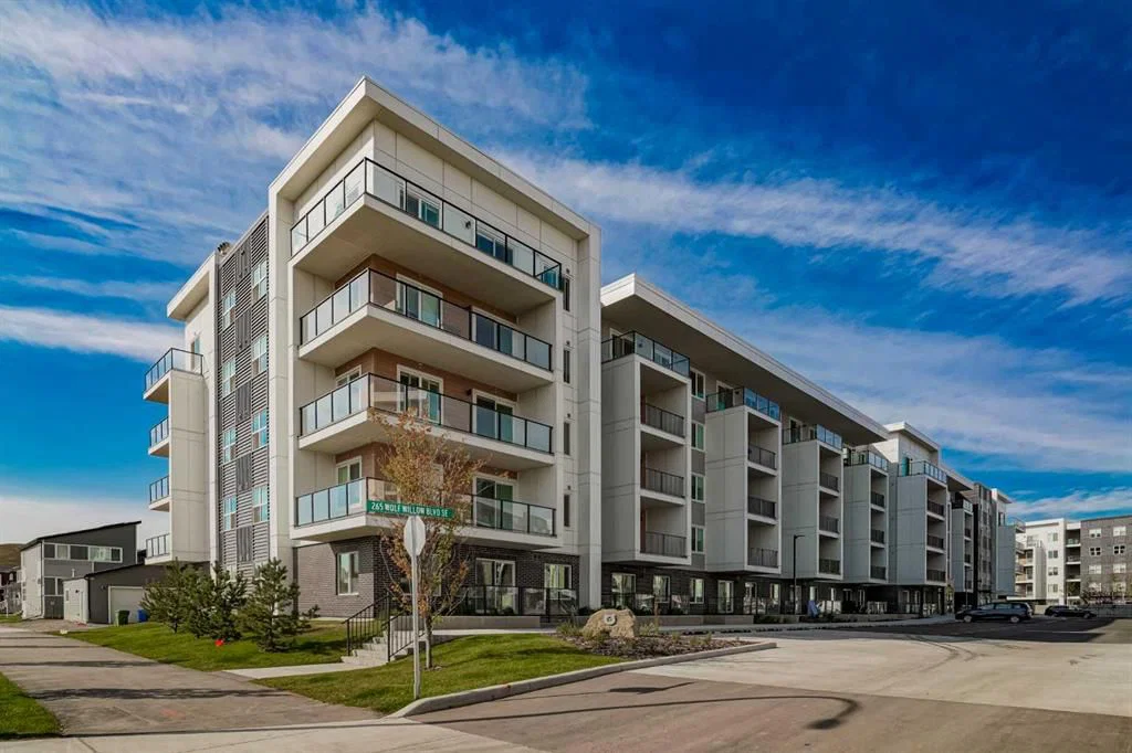 2120, 265 Wolf Willow Boulevard SE, Calgary — main listing photo