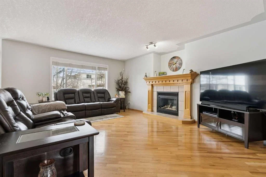 115 Cove Crescent, Chestermere — photo 3 of 28