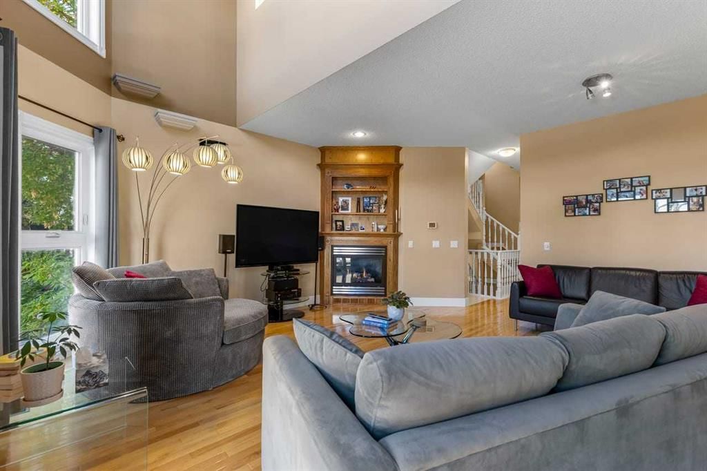 1515 21 Avenue SW, Calgary — photo 4 of 38