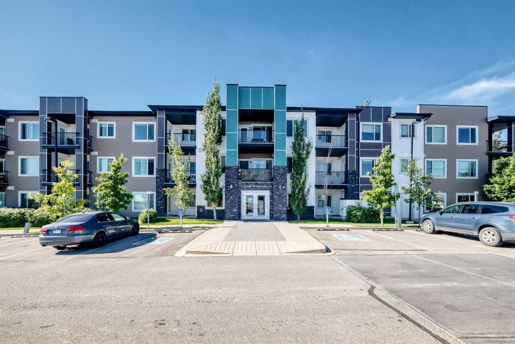203, 20 Sage Hill Terrace NW, Calgary — photo 3 of 50