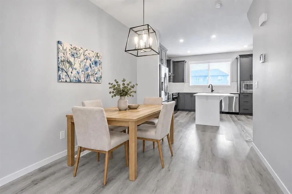 68 Wolf Gate, Okotoks — photo 5 of 47