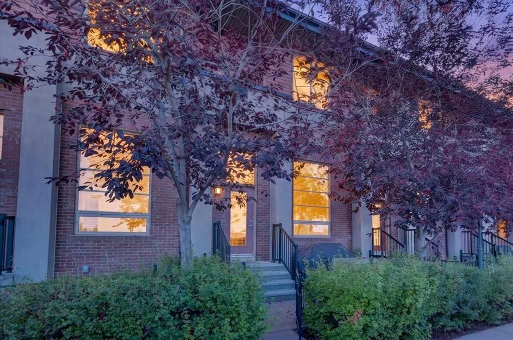 73 Aspen Hills Terrace SW, Calgary — main listing photo