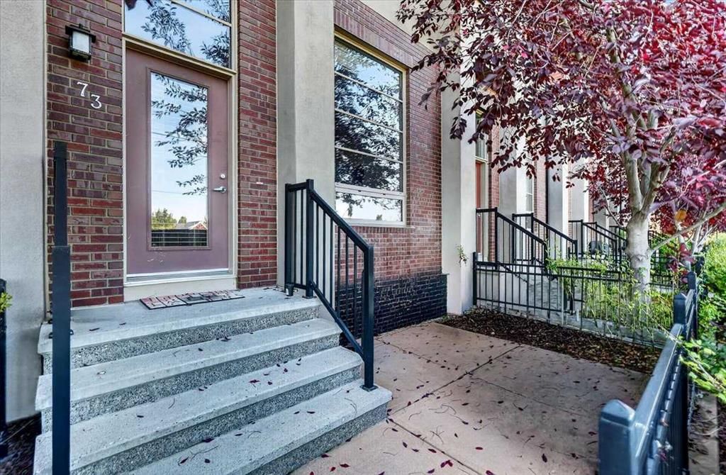 73 Aspen Hills Terrace SW, Calgary — photo 4 of 35