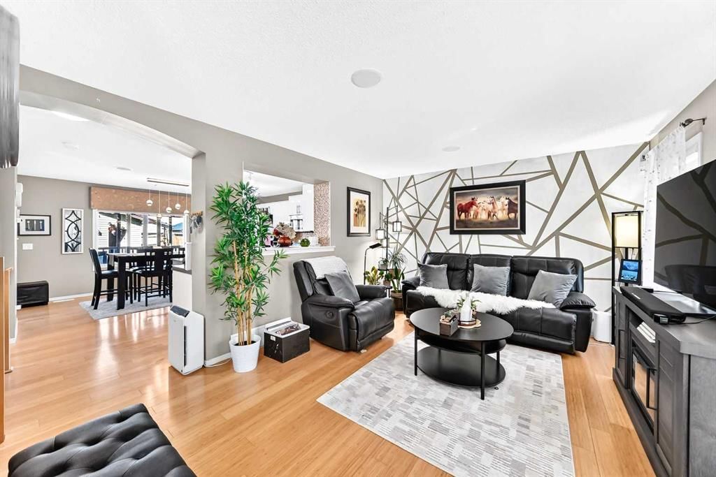 223 Skyview Ranch Way NE, Calgary — photo 5 of 48