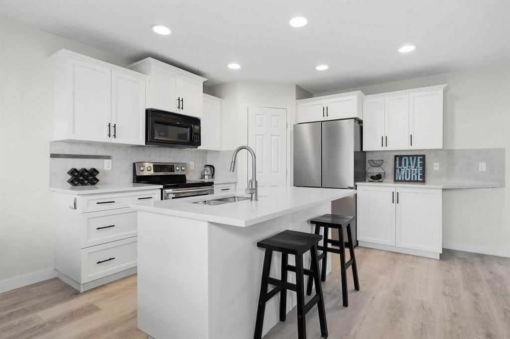 15 Tuscany Reserve Bay NW, Calgary — photo 2 of 50