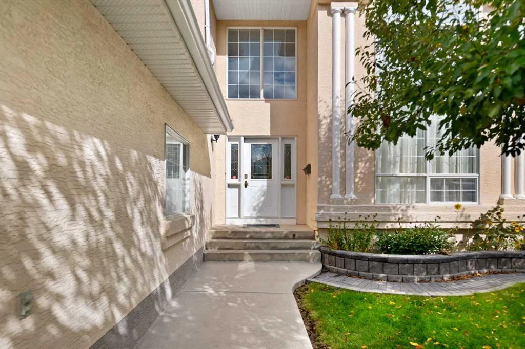 199 Hamptons Terrace NW, Calgary — photo 3 of 50