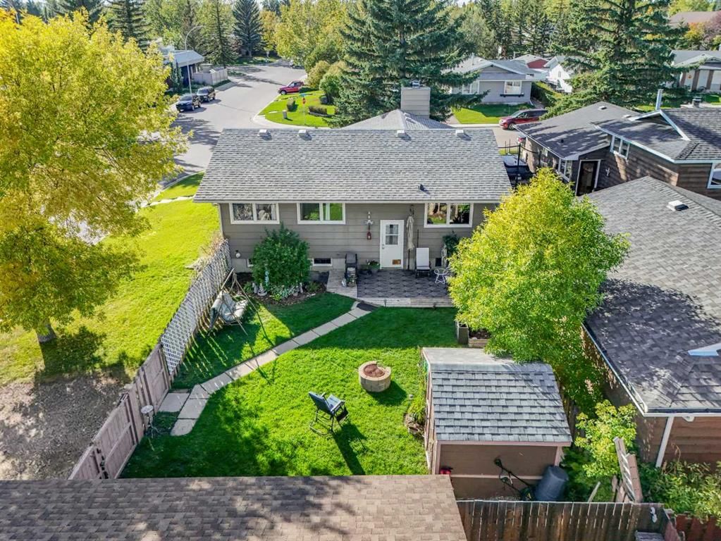 101 Hodson Way, Okotoks — photo 4 of 49