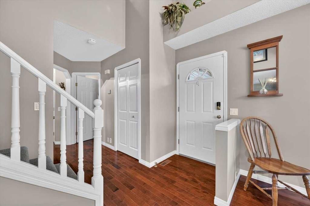 177 Douglasview Rise SE, Calgary — photo 4 of 41