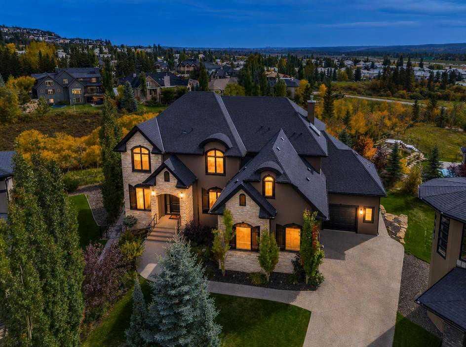 144 Fortress Bay SW, Calgary — detached for sale