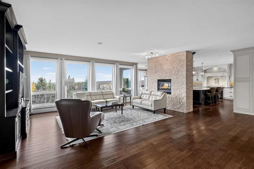144 Fortress Bay SW, Calgary — photo 3 of 50