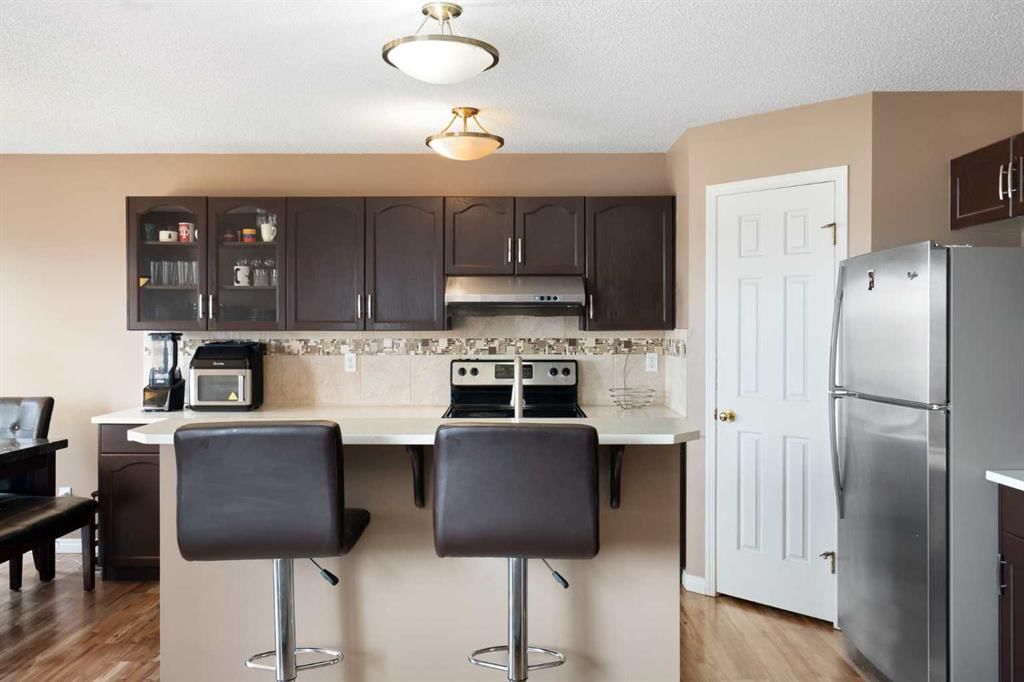 459 Citadel Meadow Bay NW, Calgary — photo 4 of 34