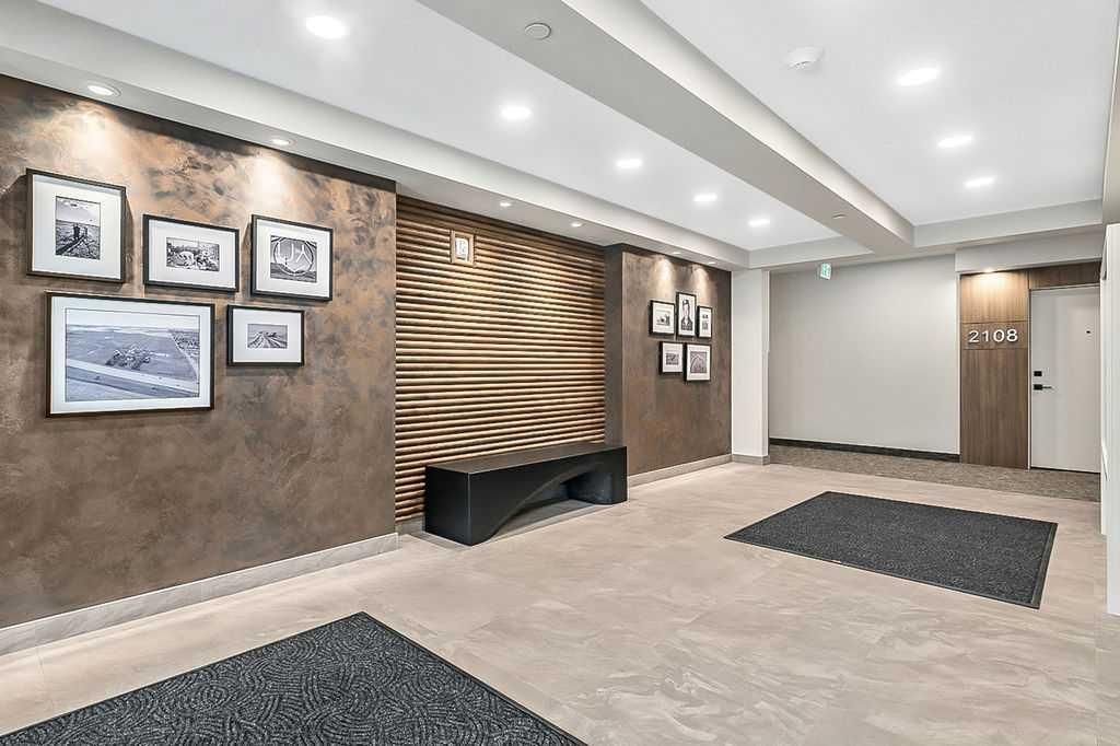 2305, 100 Banister Drive, Okotoks — photo 3 of 35