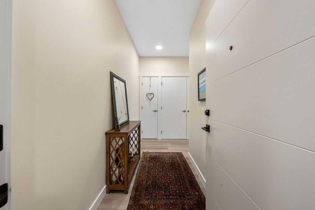 2305, 100 Banister Drive, Okotoks — photo 4 of 35