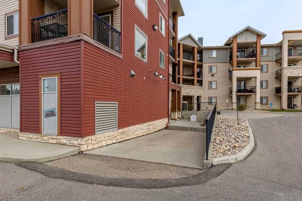 4, 505 Railway Street W, Cochrane — photo 3 of 16
