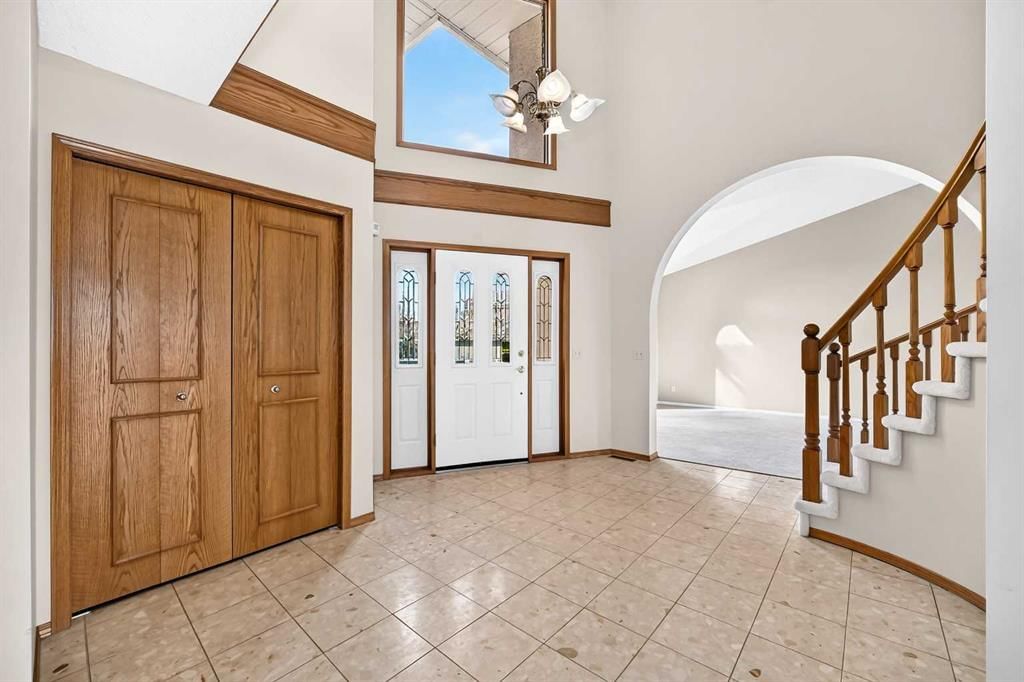 67 Suncanyon Park SE, Calgary — photo 4 of 50