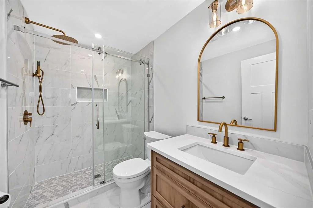905 Livingston Way NE, Calgary — main listing photo