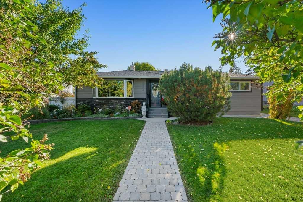 7804 7 Street SW, Calgary — main listing photo